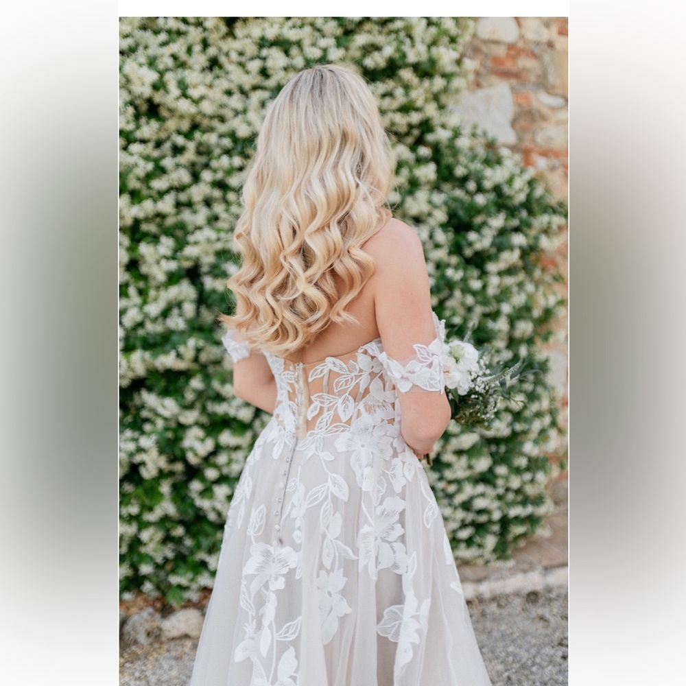 NWT Allure Romance bridal gown